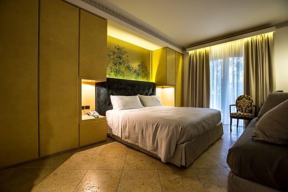 Palace Luxury 5*